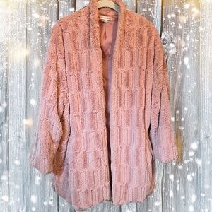 Coco + Jaimeson Pink Faux Fur Coat Oversized Size Medium